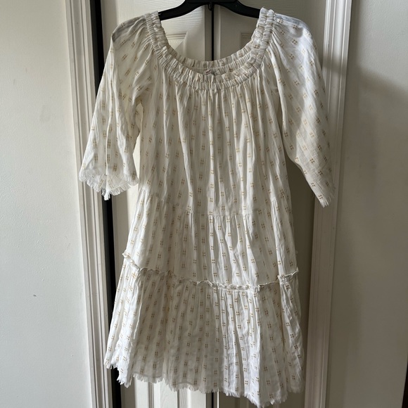 Vineyard Vines Dresses & Skirts - Vineyard Vines Off-The-Shoulder Shimmer Dress Size Small